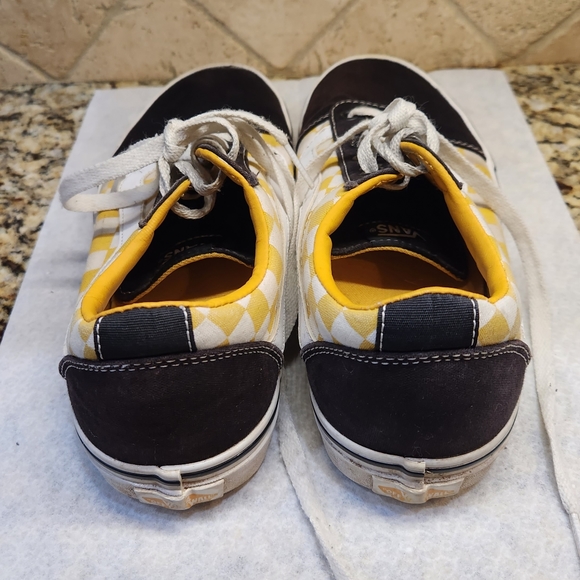 Vans old-school checkered skater sneakers *HOST PICK* - Picture 5 of 10